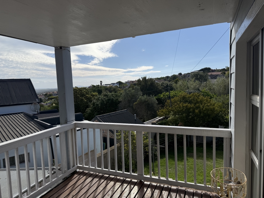 4 Bedroom Property for Sale in Dana Bay Western Cape